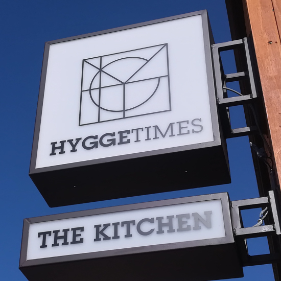 ◆園内カフェ「HYGGE TIMES (ヒュッゲ タイムズ）」について
